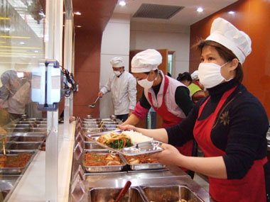 西南大型日皮视频APP苹果下载设备生产厂教你如何设计备餐间