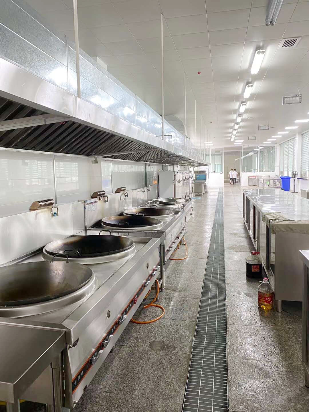 大型商用日皮视频APP苹果下载设备