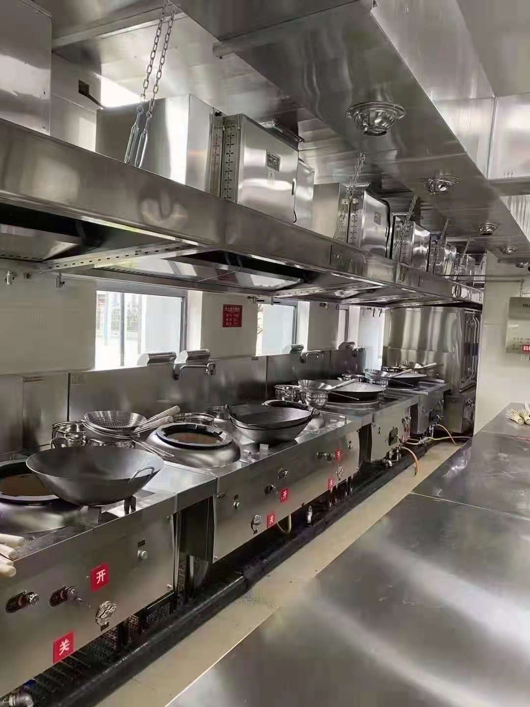 食堂日皮视频APP苹果下载设备