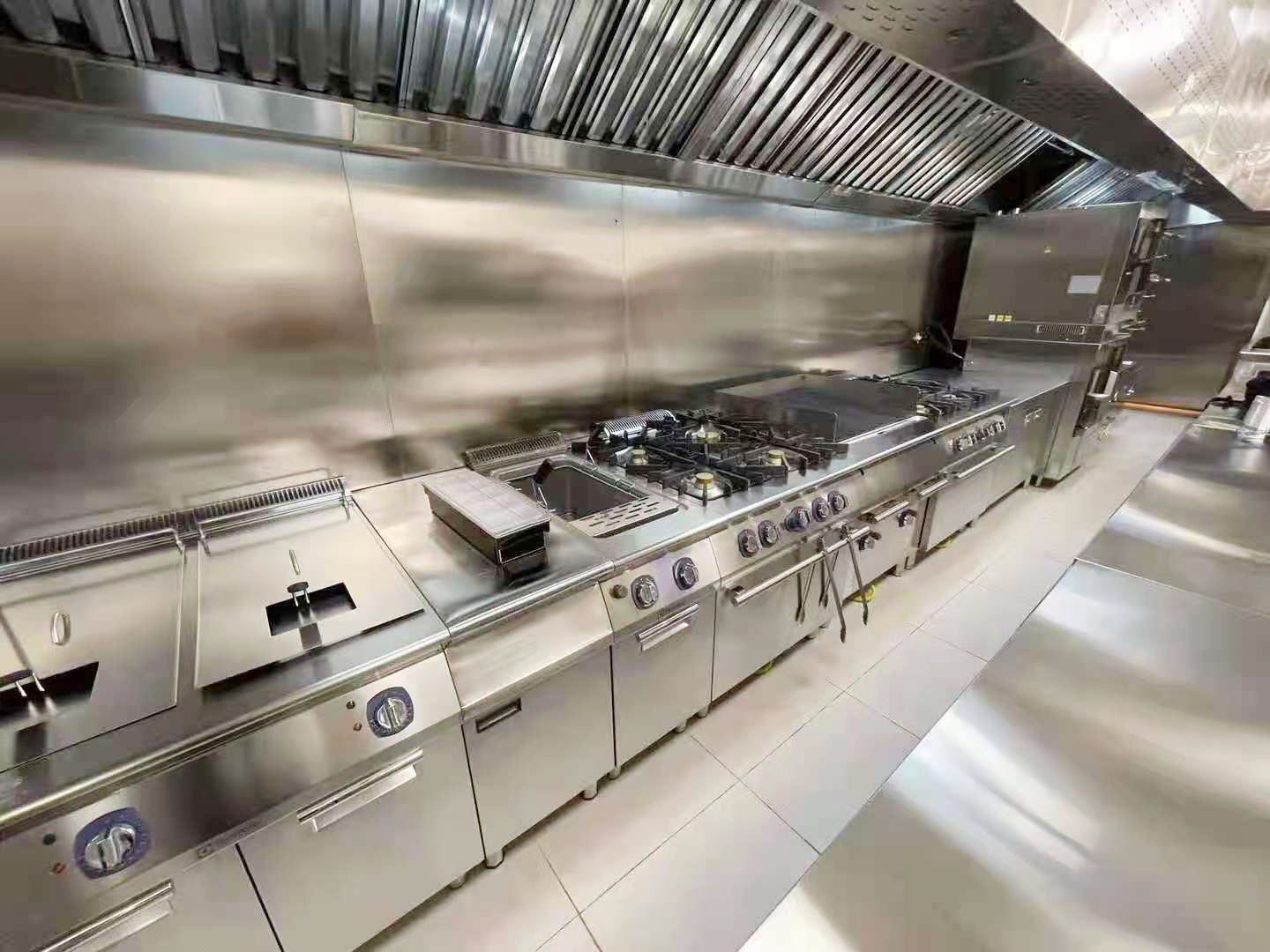 商用日皮视频APP苹果下载设备