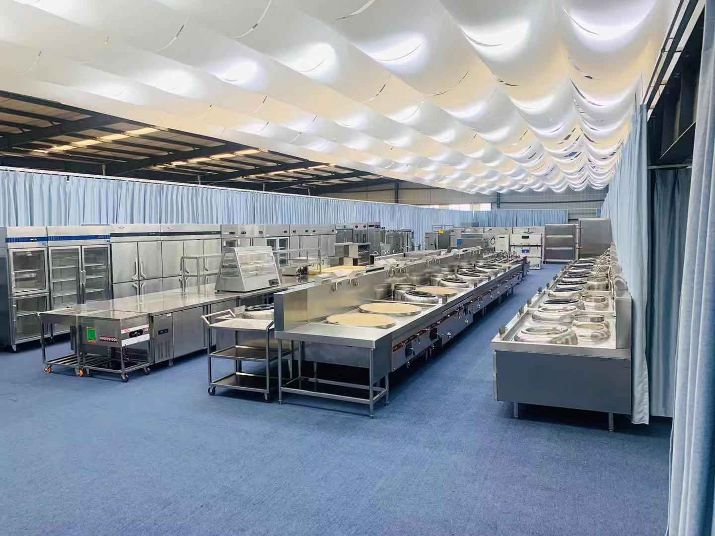 商用日皮视频APP苹果下载设备1