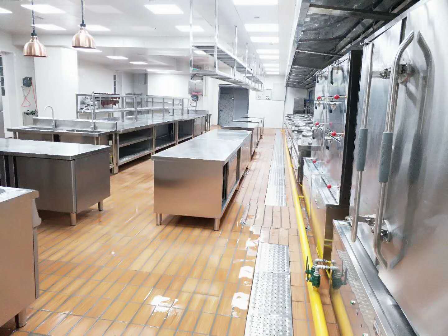 商用日皮视频APP苹果下载明沟