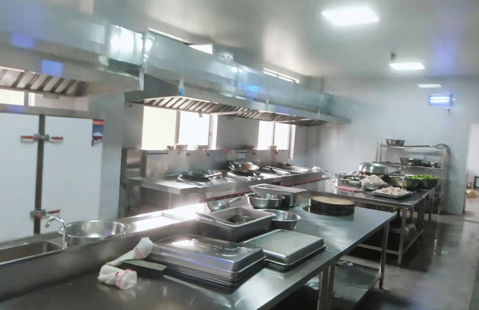 商用日皮视频APP苹果下载设备