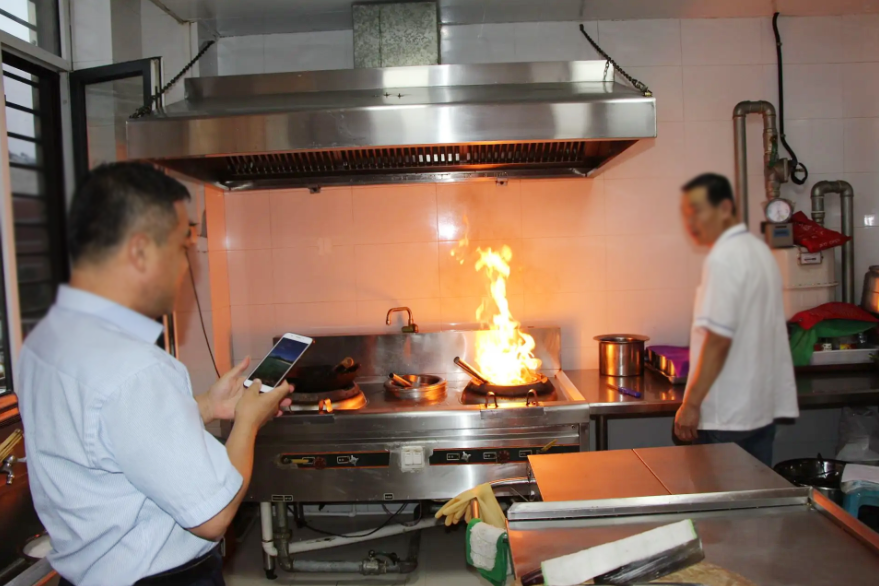 商用日皮视频APP苹果下载设备