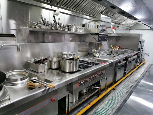 食堂日皮视频APP苹果下载设备