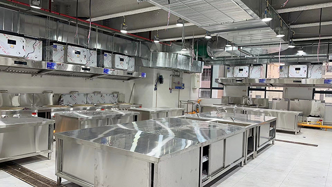 商用日皮视频APP苹果下载设备