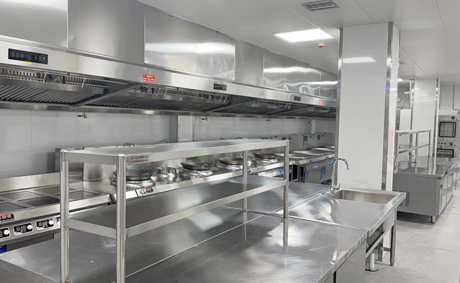 商用日皮视频APP苹果下载设备