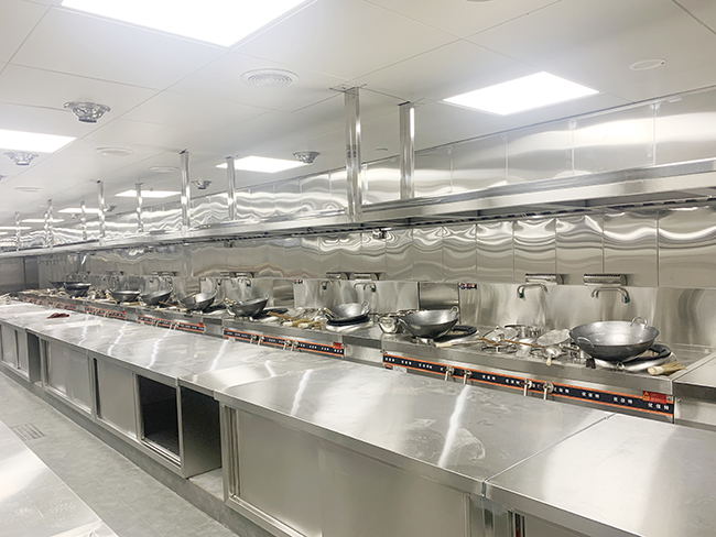 食堂日皮视频APP苹果下载设备