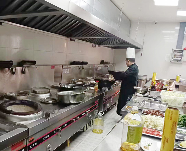 饭店日皮视频APP苹果下载设备