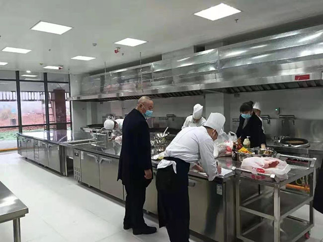 商用日皮视频APP苹果下载设备