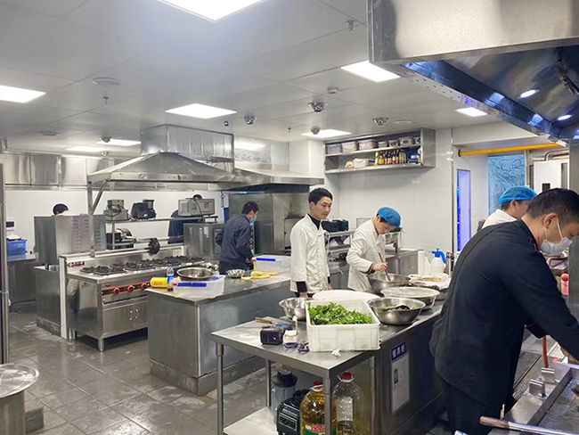 餐饮日皮视频APP苹果下载设备