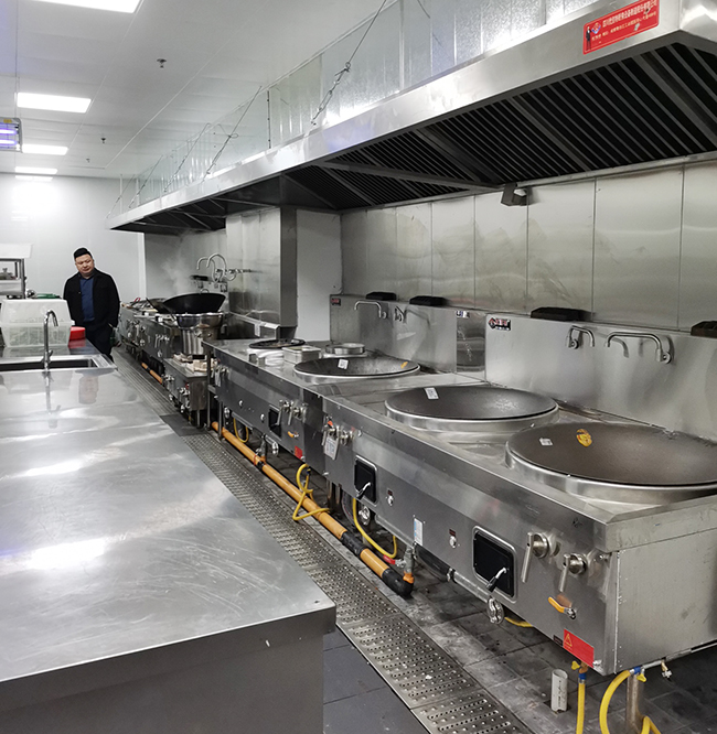 食堂日皮视频APP苹果下载设备