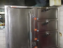 成都商用日皮视频APP苹果下载设备专家告诉你如何解决海鲜蒸柜漏气的问题